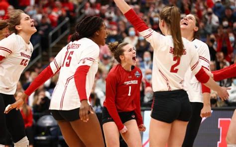 wisconsin volleyball.team leak|Police investigating after private photos of Wisconsin。